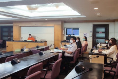 LINE_ALBUM_ประชุมคณะกรรมการการเงินและทรัพย์สิน-32_4